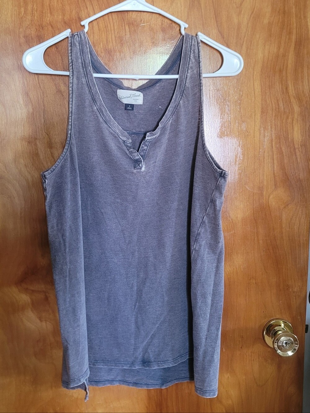 Universal Thread Faded Gray Notch Tank